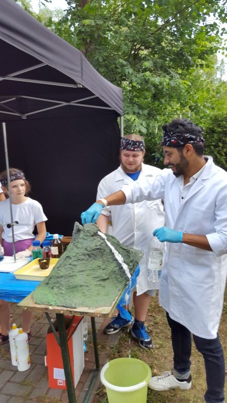 POKAZY CHEMICZNE NA PIKNIKU FIRMY MARCO, 24.06.2017